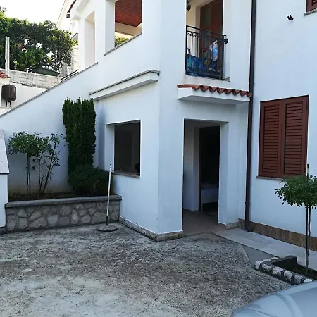 Lejlighed Am Krk Town