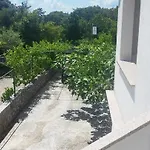 Apartment Am *