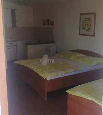 Apartman Am Krk Town