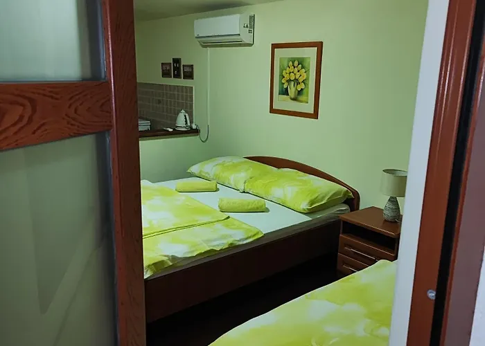 Am Apartman *